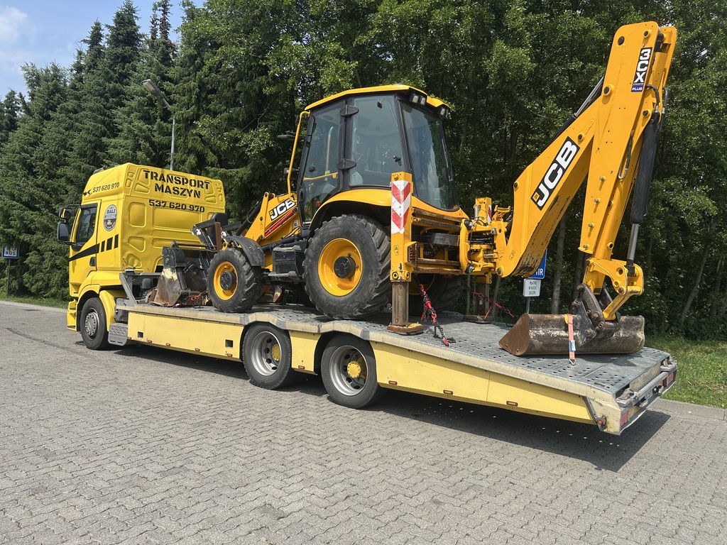 Transport koparki JCB na lawecie do 15 ton w Polsce.